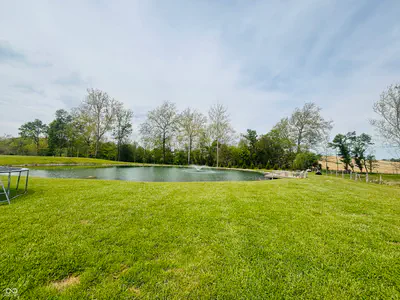 3824 County Road 750, Connersville - 64