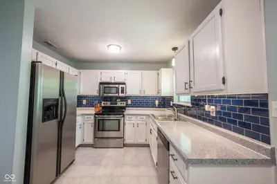 7742 Pennycroft Drive, Indianapolis - 14