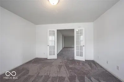 10290 Tournon Drive, Fishers - 11