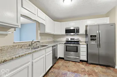 6276 Briargate Drive, Zionsville - 16