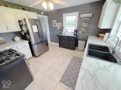 4404 S 50 W, Anderson - 16