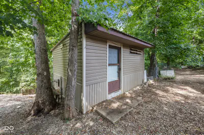 22110 Beacon Street, Metamora - 37