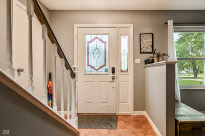 909 Farmview Lane, Carmel - 5
