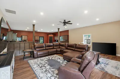 604 5th Street, Burlington - 4