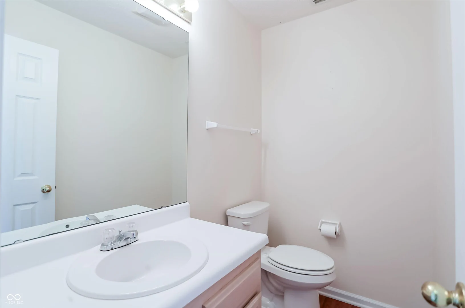 2361 Steeple Chase, Shelbyville
