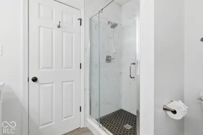 8103 Clearwater Parkway, Indianapolis - 38