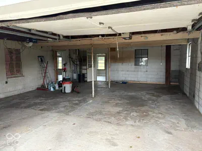2323 State Road 252, Martinsville - 23