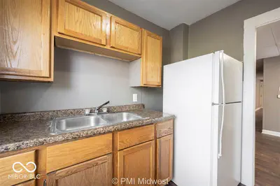 1346 Burdsal Parkway, Indianapolis - 19