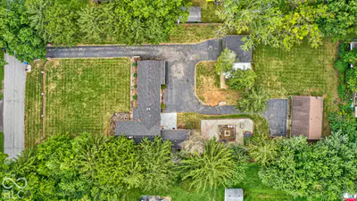 27 W Roberts Road, Indianapolis - 58