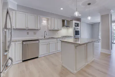 8214 River Bay Drive, Indianapolis - 16