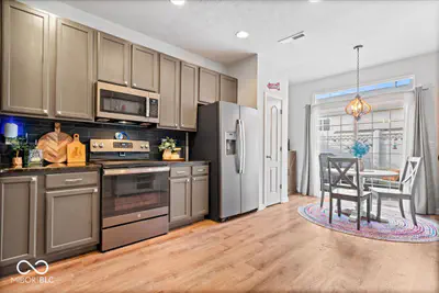 13514 Molique Boulevard, Fishers - 11