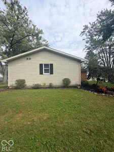 1112 Ranch Road, Connersville - 4