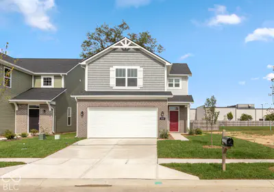1018 Stratford Lane, Shelbyville