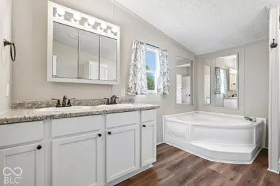 681 W County Road 1000 S, Clayton - 33