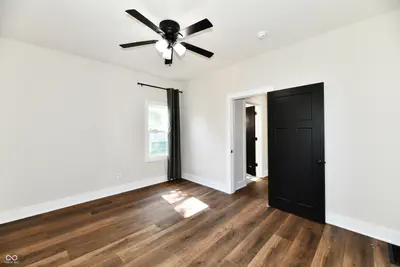 1526 N B Street, Elwood - 21