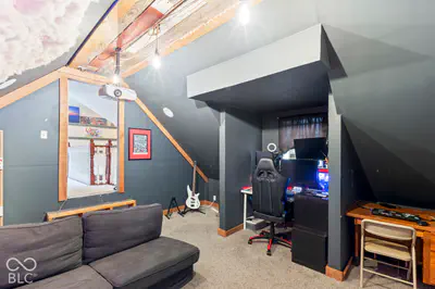 1922 W 246th Street, Sheridan - 34