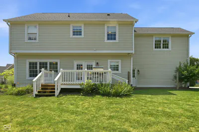 10235 Bent Creek Court, Fishers - 30