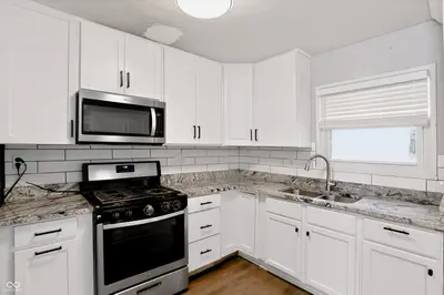 5530 Marilyn Road, Indianapolis - 11