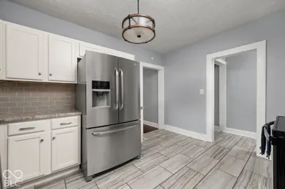 3457 Carrollton Avenue, Indianapolis - 14