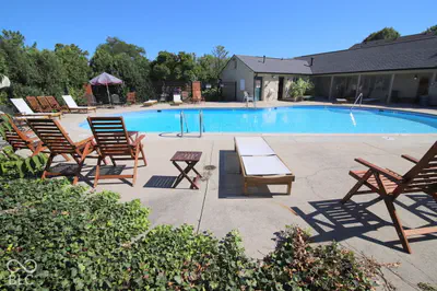 1151 Canterbury Court #B, Indianapolis - 2