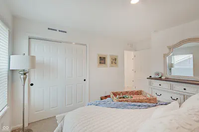 64 Sterling Place, New Whiteland - 37