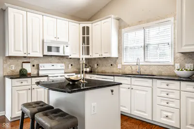 15215 Declaration Drive, Westfield - 16