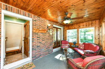690 High Street, Middletown - 13