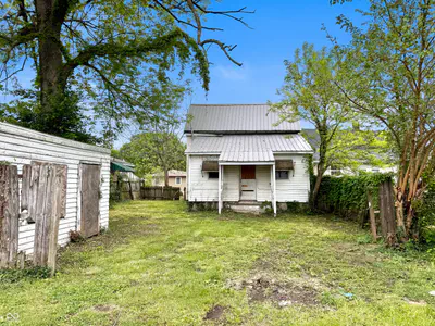 1327 Harrison Street, Shelbyville - 5