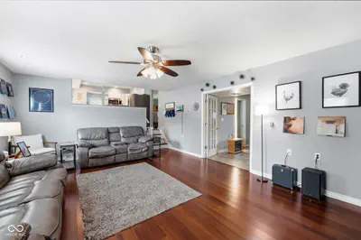 7430 Little Oak Lane, Indianapolis - 20