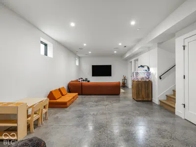 704 Highland, Indianapolis - 26