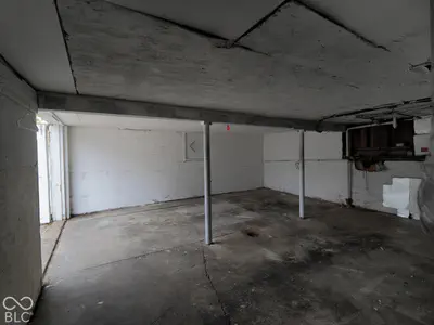 1409 S Jefferson Street, Muncie - 25