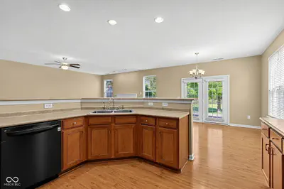18921 Round Lake Road, Noblesville - 17