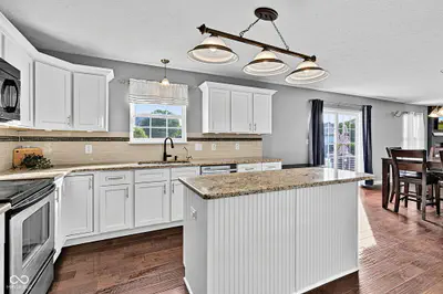 9107 Driftwood Court, McCordsville - 17