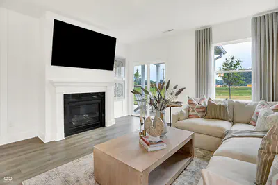 5201 Sherston Way, Avon - 4
