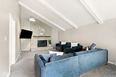 12825 Andover Drive, Carmel - 13