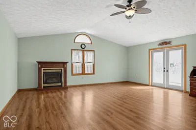 704 E Main Street, Greensburg - 12