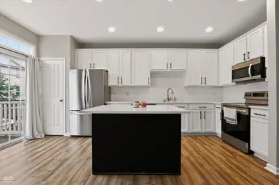 433 Sheets Drive, Carmel - 14