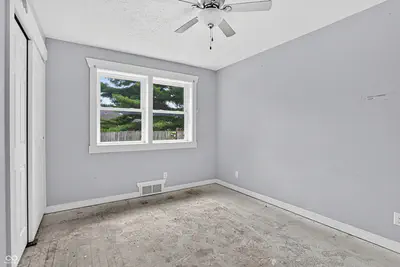 4404 Columbus Avenue, Anderson - 24