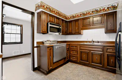 4303 E County Road 150 N, Avon - 17