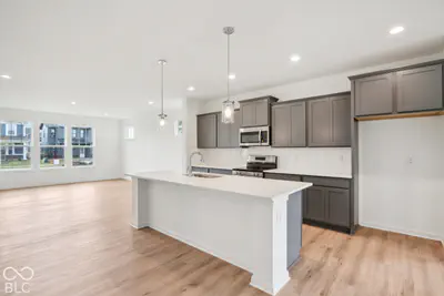 9060 Apollo Way, Plainfield - 11