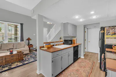 7907 Hunters Path, Indianapolis - 5
