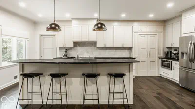 911 Round Table Court, Indianapolis - 10