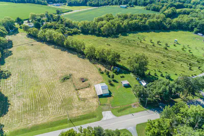 11502 N Carthage Pike, Knightstown - 41