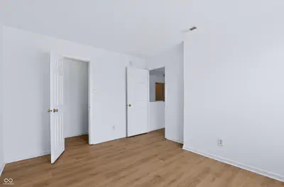 1500 Pencross Ln, Greenwood - 18
