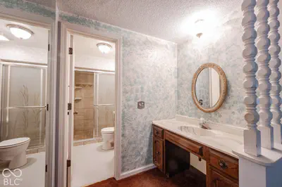 111 Abner Creek Parkway, Avon - 17