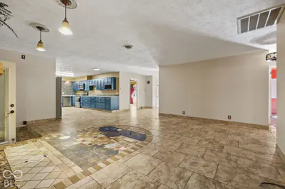 2500 S Edgewood Cove, Martinsville - 9