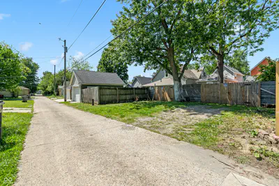 1119 S Randolph Street, Indianapolis - 38