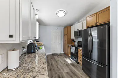 3020 Shadow Lake Drive, Indianapolis - 10