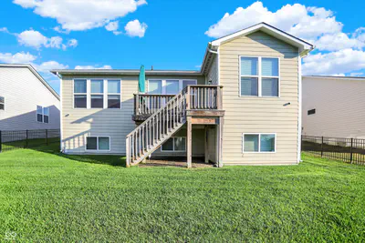 561 Harstad Boulevard, Westfield - 73