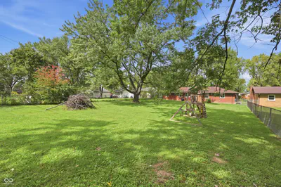 5805 Carolyn Drive, Muncie - 20